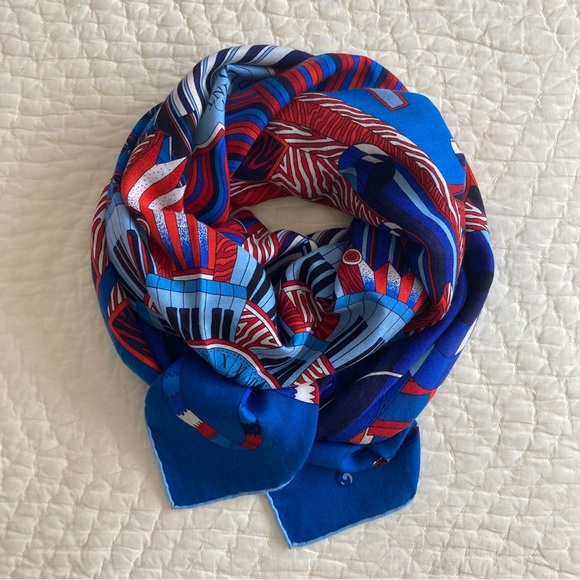 Hermes Point d’Orgue Cashmere Silk Shawl Scarf - Picture 14 of 16